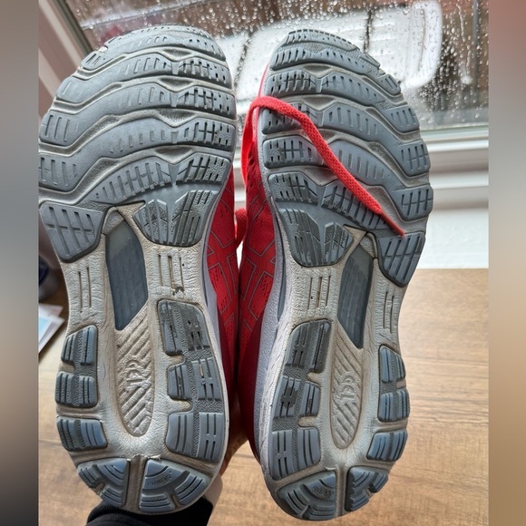 ASICS Gel-Kayano 28 Women's Running Shoes Size 10 Color Coral - Picture 7 of 7